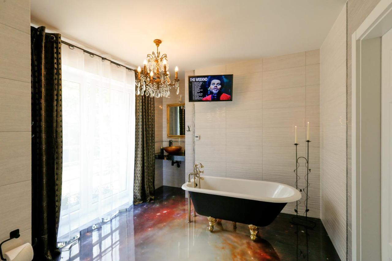 Iseroase House Deluxe Побєдна Екстер'єр фото